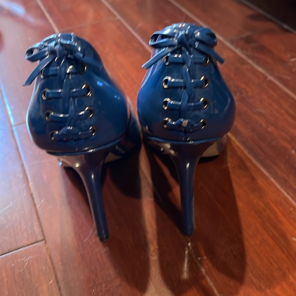 Enzo Angiolini beautiful blue heels - Picture 5 of 7
